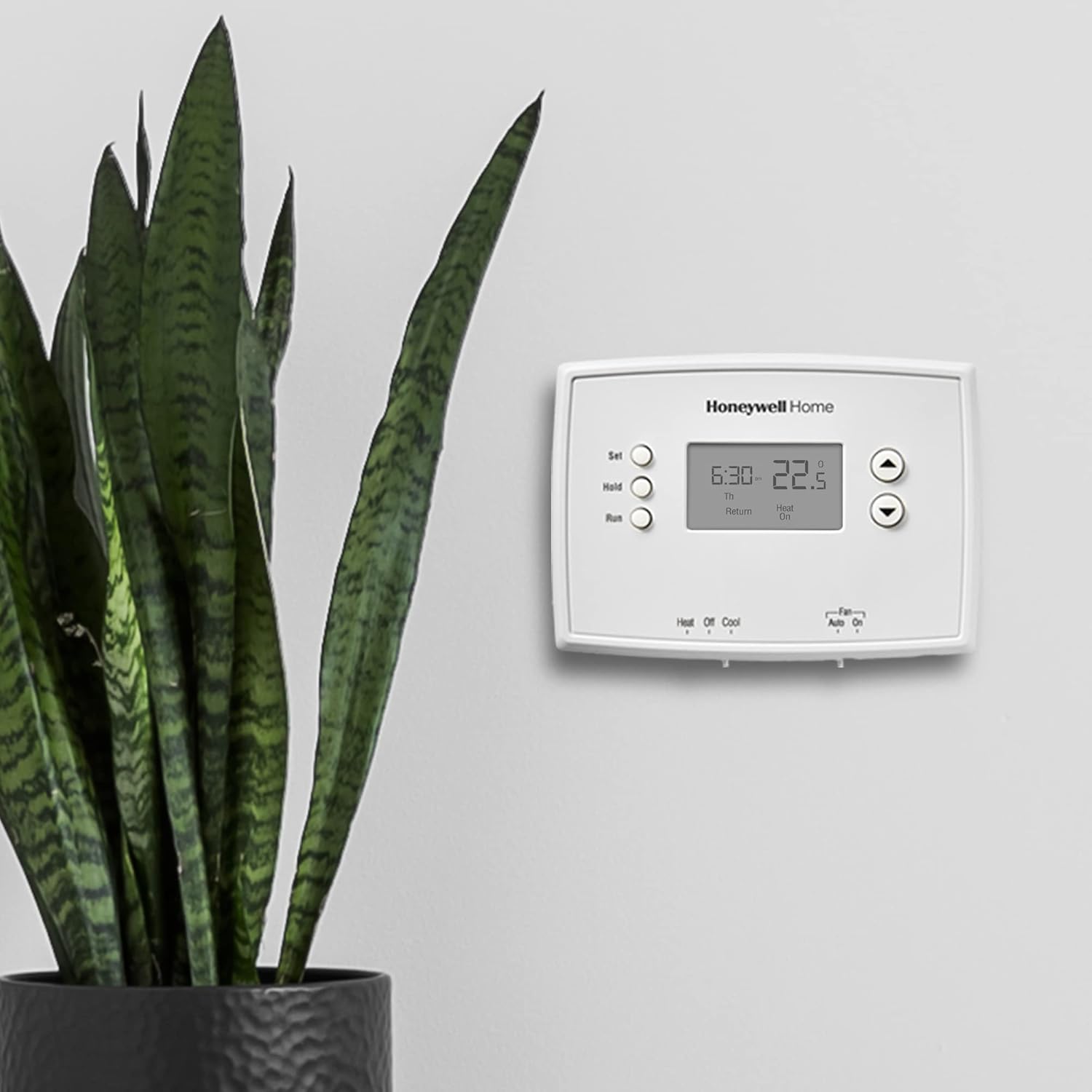 Honeywell Home RTH221B 1-Week Programmable Thermostat - Image 7